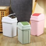Poubelle de cuisine 25L, design simple et pratique, idéale pour le tri des déchets à la maison.